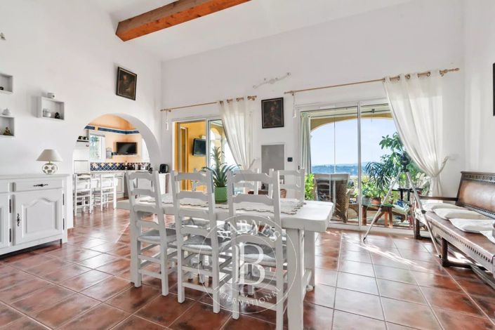 Image No.7-Maison de 4 chambres à vendre à Sainte-Maxime