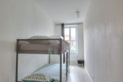 a2a26uiouibq11702