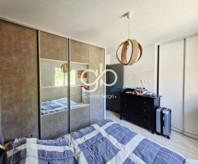 Image No.10-4 Bed House for sale