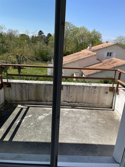 Image No.13-Appartement de 1 chambre à vendre à Blaye