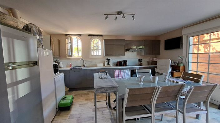 Image No.5-4 Bed House for sale