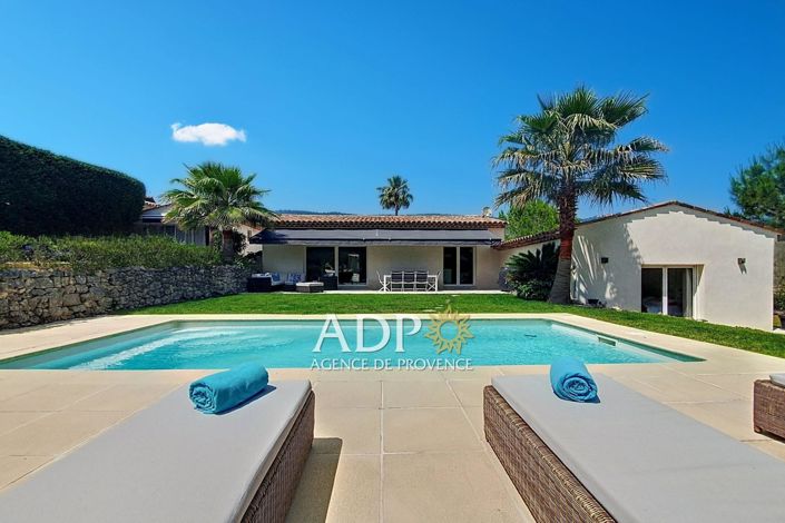 Image No.2-4 Bed House for sale