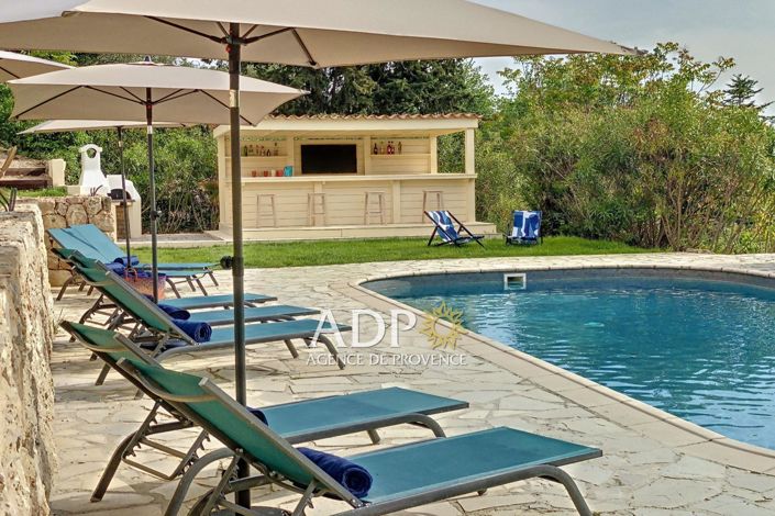 Image No.2-6 Bed House for sale