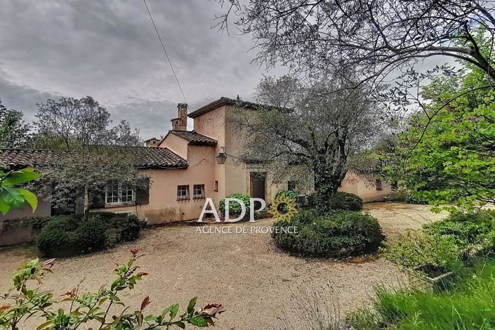 Image No.18-6 Bed House for sale