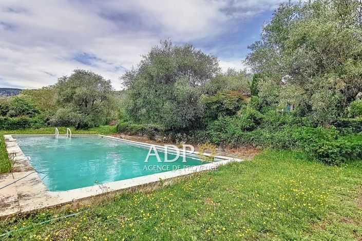 Image No.5-6 Bed House for sale