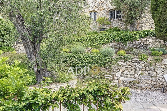 Image No.15-4 Bed House for sale