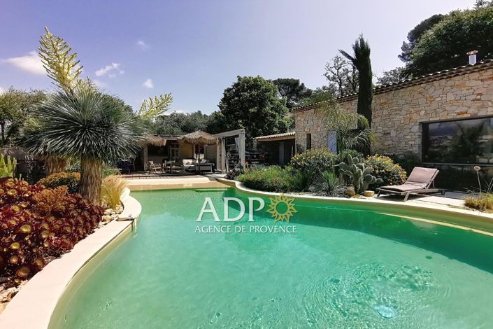 Image No.28-6 Bed House for sale