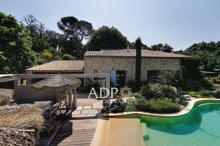 Image No.6-6 Bed House for sale