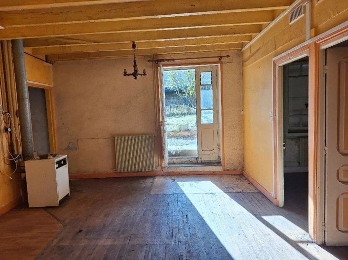 Image No.8-House for sale