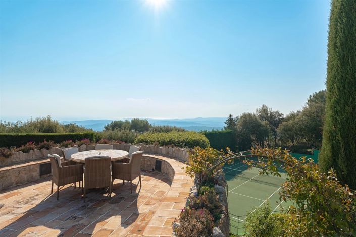 Image No.5-6 Bed House for sale