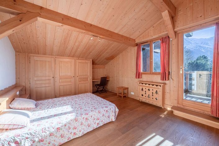 Image No.9-4 Bed House for sale