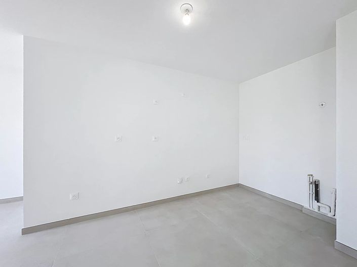 Image No.11-4 Bed Apartment for sale