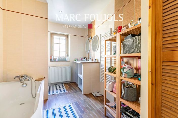 Image No.14-5 Bed House for sale