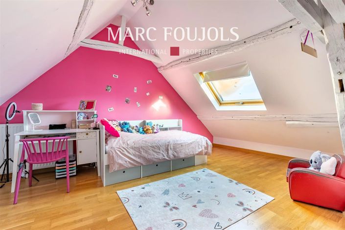 Image No.15-5 Bed House for sale