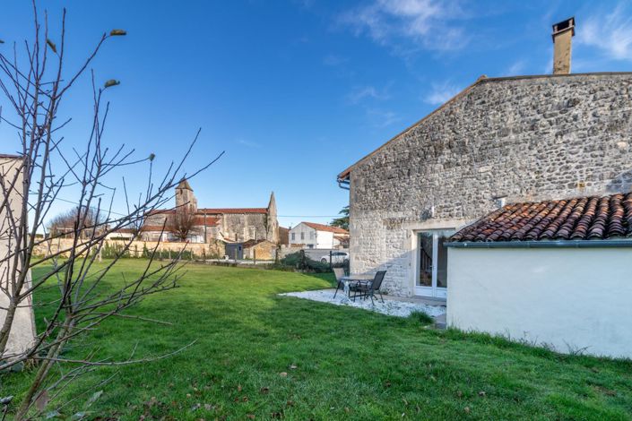 Image No.18-5 Bed House for sale