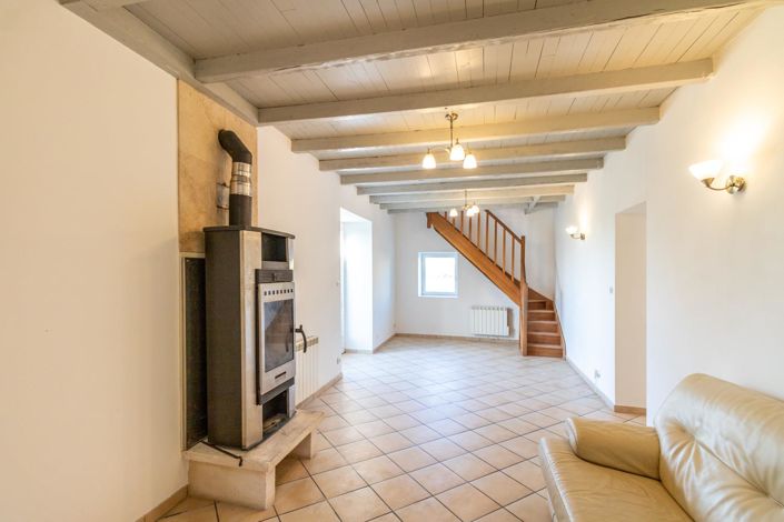 Image No.7-5 Bed House for sale