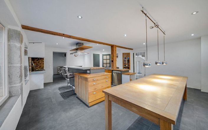 Image No.8-Propriété de 6 chambres à vendre à Prévessin-Moëns