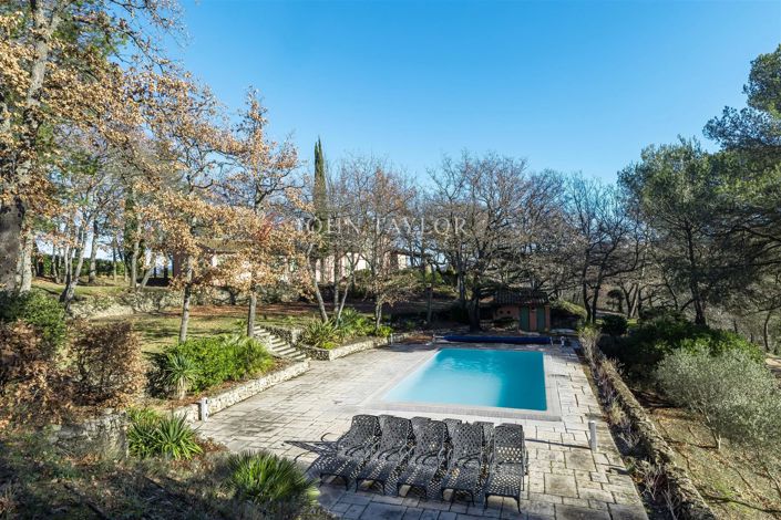 Image No.9-5 Bed House for sale