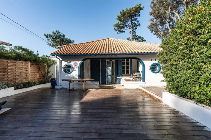 Image No.8-House for sale