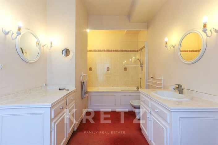 Image No.10-4 Bed House for sale