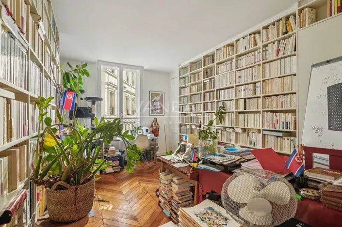 Image No.5-Appartement de 2 chambres à vendre à Paris