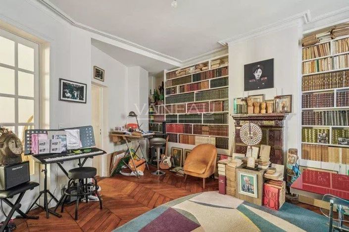 Image No.8-Appartement de 2 chambres à vendre à Paris