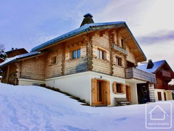1 - Haute-Savoie, Property