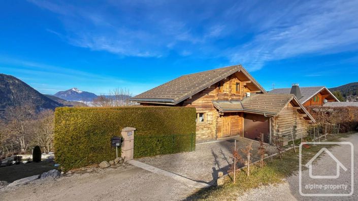 Image No.23-4 Bed Property for sale