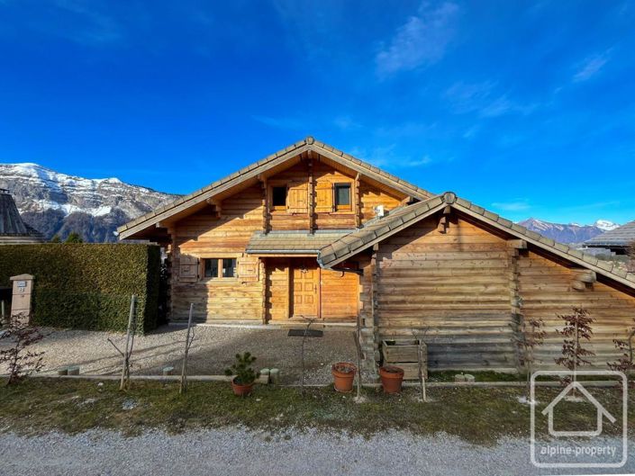 Image No.4-4 Bed Property for sale