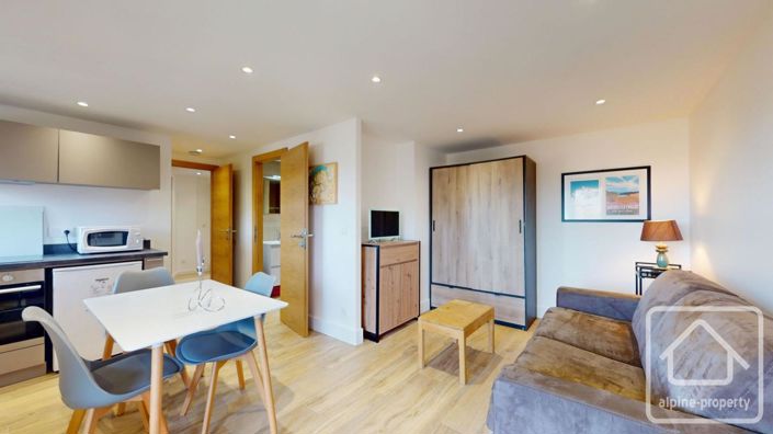 Image No.7-4 Bed Property for sale