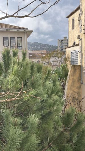 Image No.8-3 Bed Apartment for sale