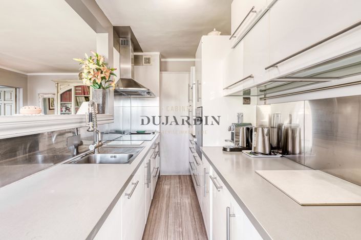 Image No.5-2 Bed Apartment for sale