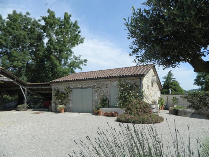 Image No.3-6 Bed House for sale