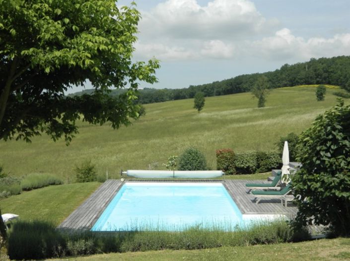 Image No.5-6 Bed House for sale