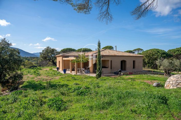 Image No.12-3 Bed House for sale