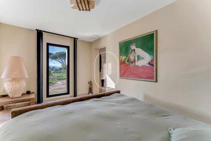 Image No.8-3 Bed House for sale