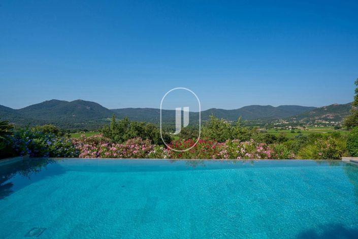 Image No.13-6 Bed House for sale