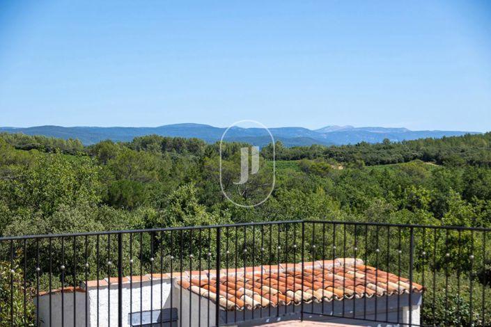 Image No.15-5 Bed House for sale