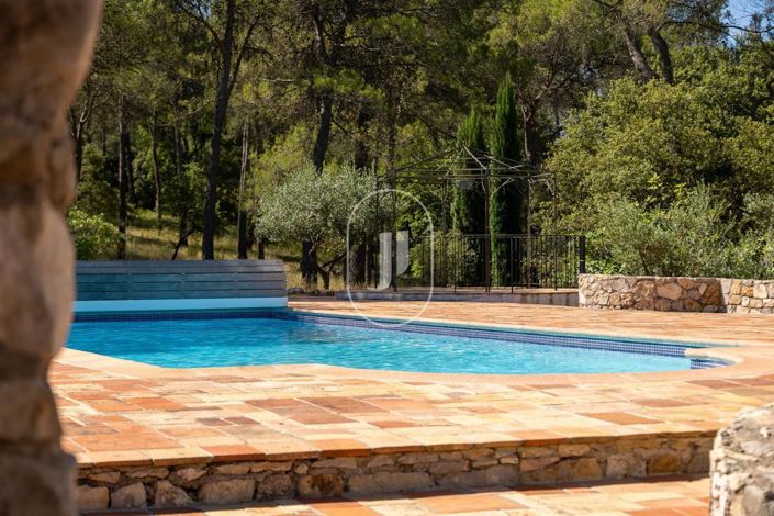 Image No.4-5 Bed House for sale