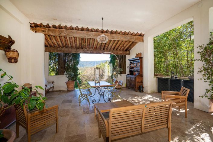 Image No.2-5 Bed House for sale