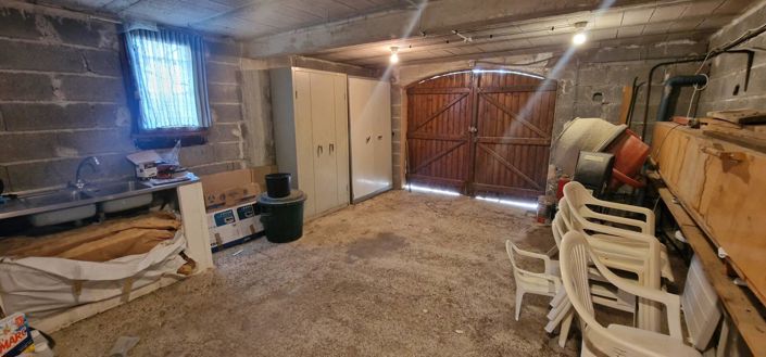 Image No.16-House for sale