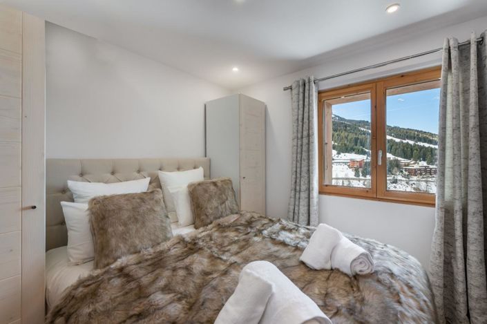 Image No.9-4 Bed House for sale