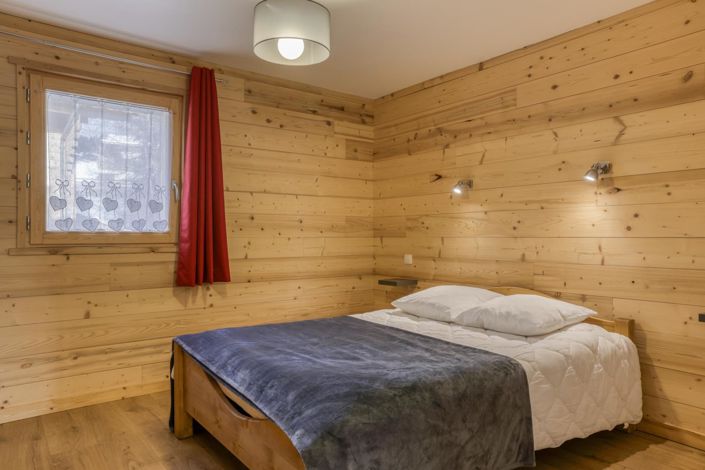 Image No.15-10 Bed House for sale