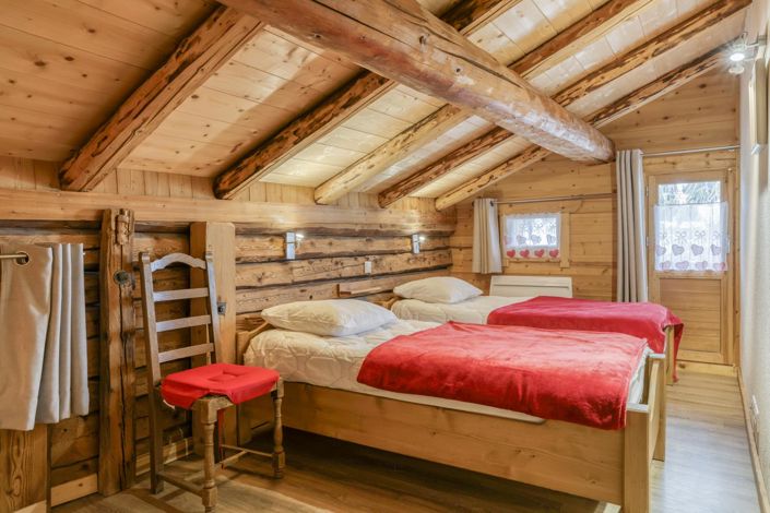 Image No.9-10 Bed House for sale