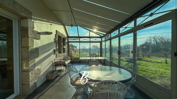 Image No.12-6 Bed House for sale