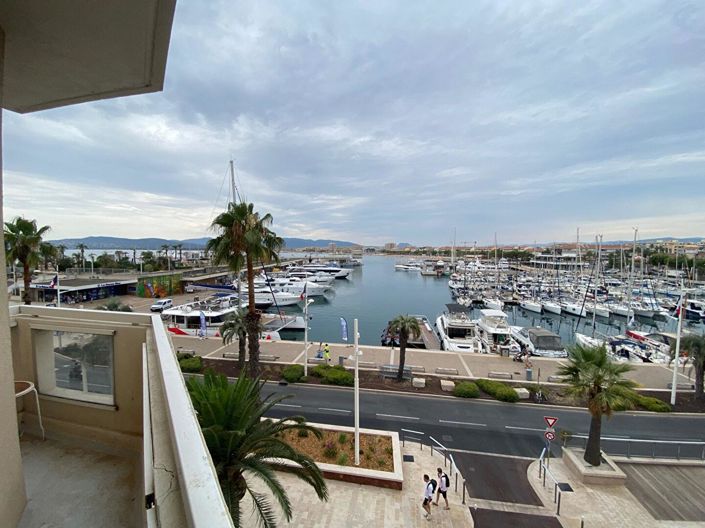 Image No.10-3 Bed Apartment for sale