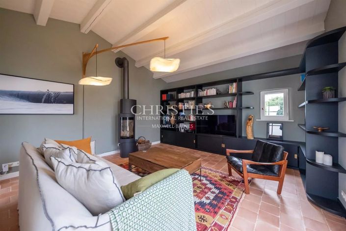 Image No.9-3 Bed House for sale