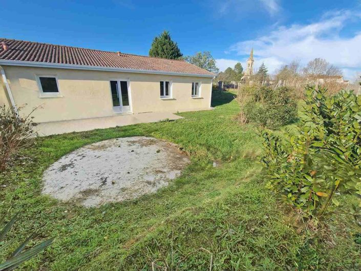 Image No.2-Maison de 2 chambres à vendre à Mazion