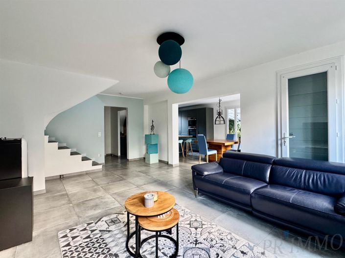 Image No.14-3 Bed House for sale