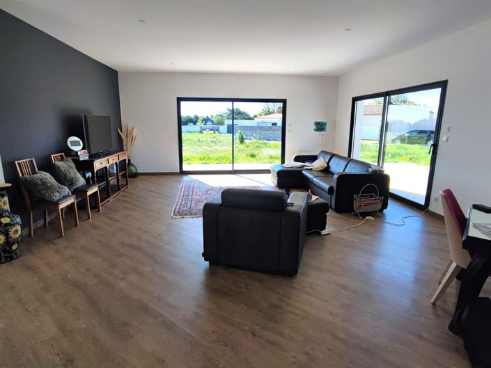 Image No.3-Maison de 3 chambres à vendre à Rieux-Minervois